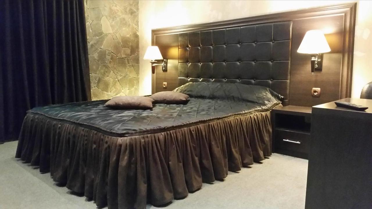 Hotel Chamishki บลาโกเอฟกราด ภายนอก รูปภาพ